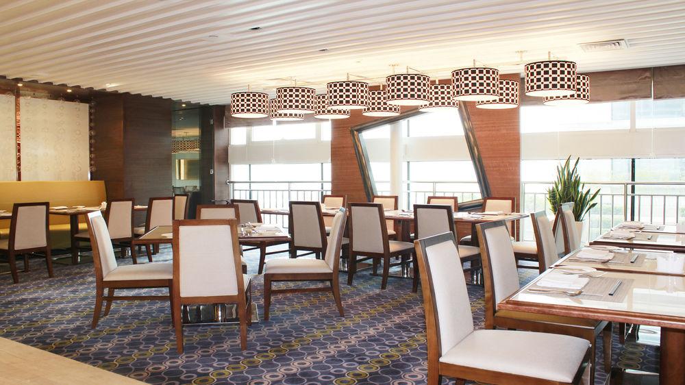 Holiday Inn Shijiazhuang Central By Ihg Exteriör bild