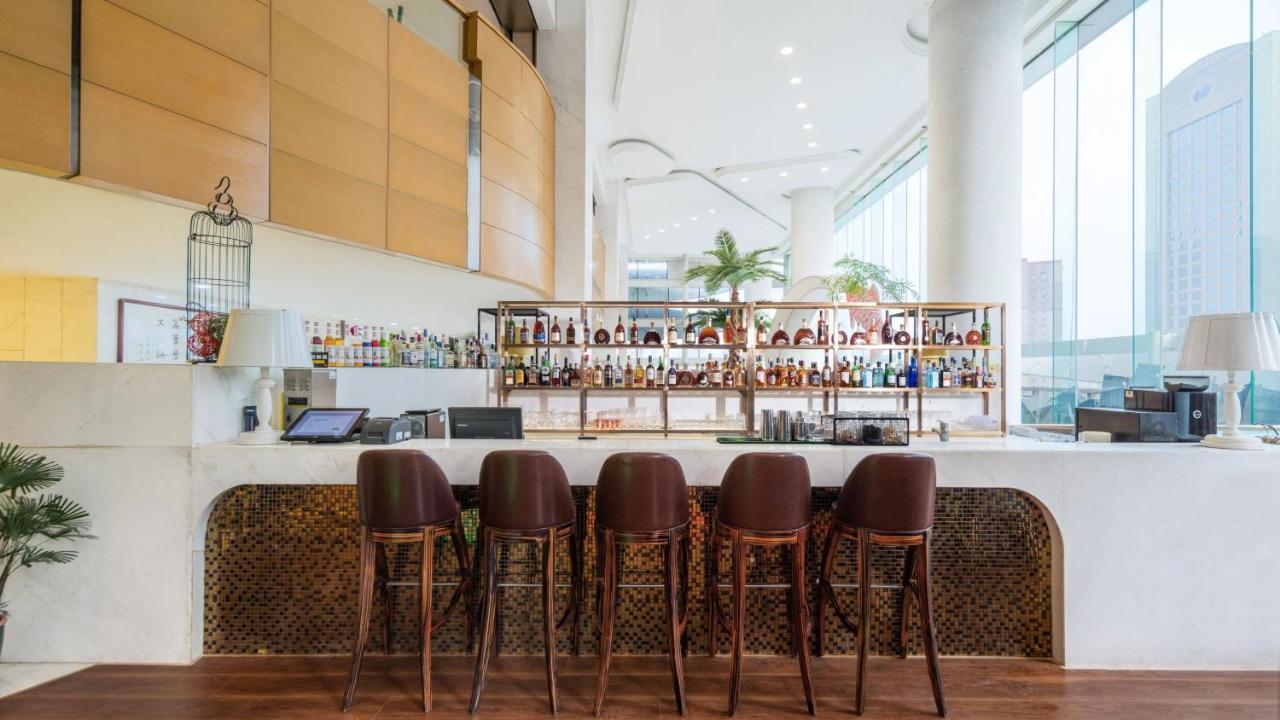Holiday Inn Shijiazhuang Central By Ihg Exteriör bild