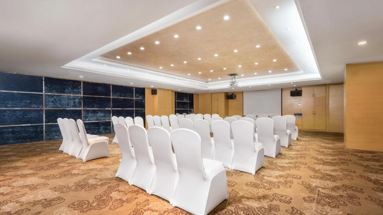 Holiday Inn Shijiazhuang Central By Ihg Exteriör bild