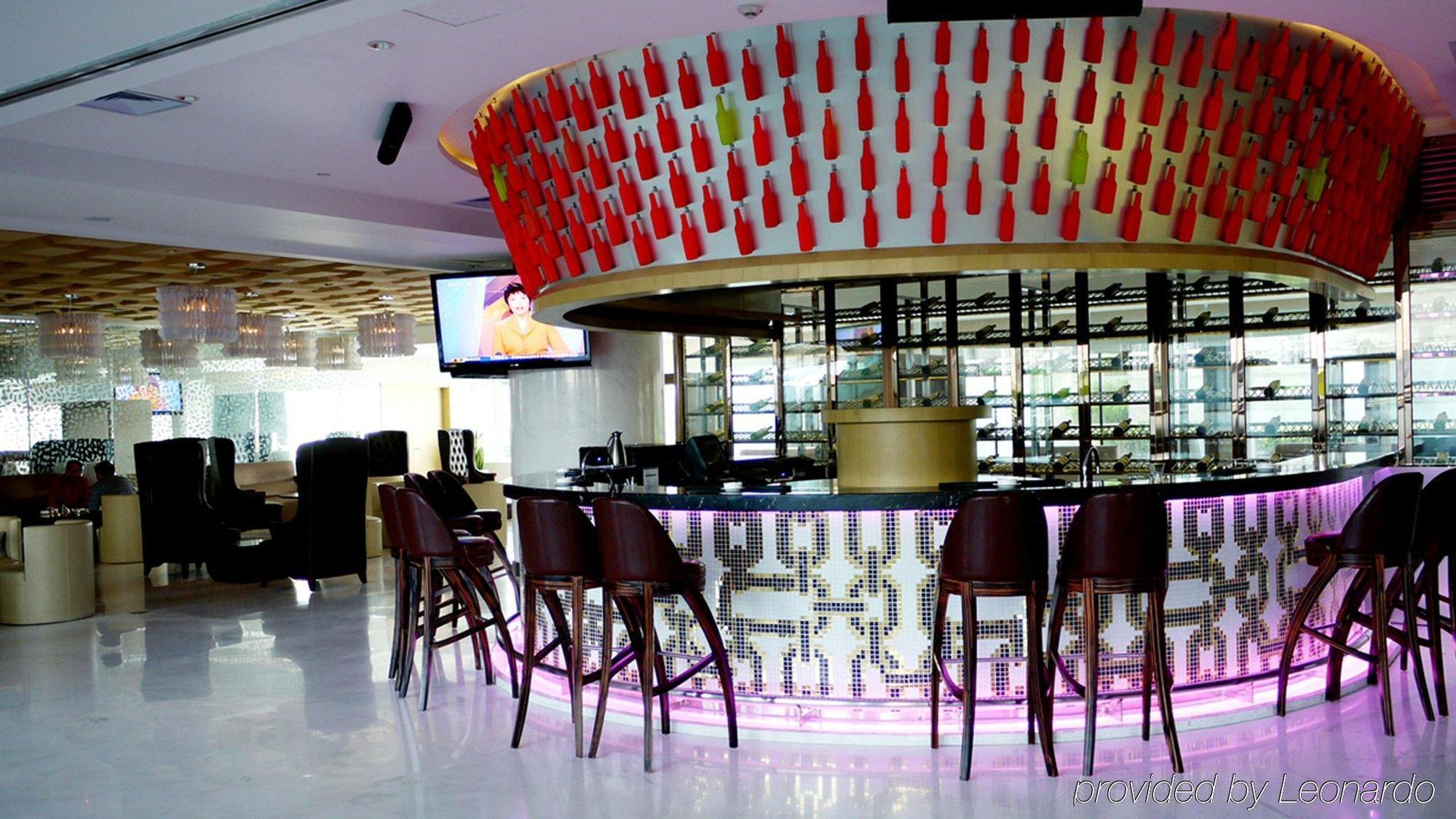 Holiday Inn Shijiazhuang Central By Ihg Exteriör bild